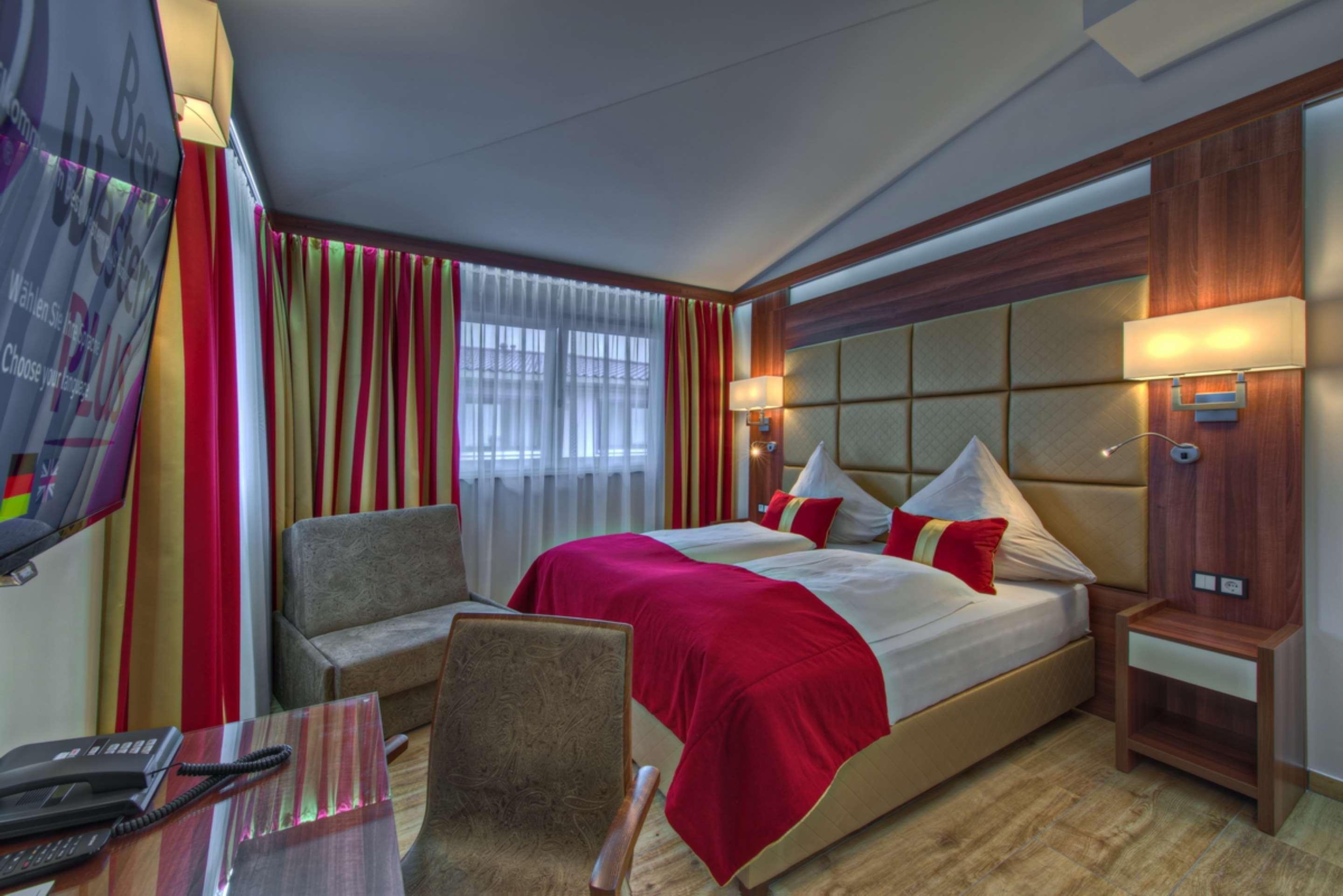 Best Western Plus, Bathurst Hotel & Suites Екстер'єр фото