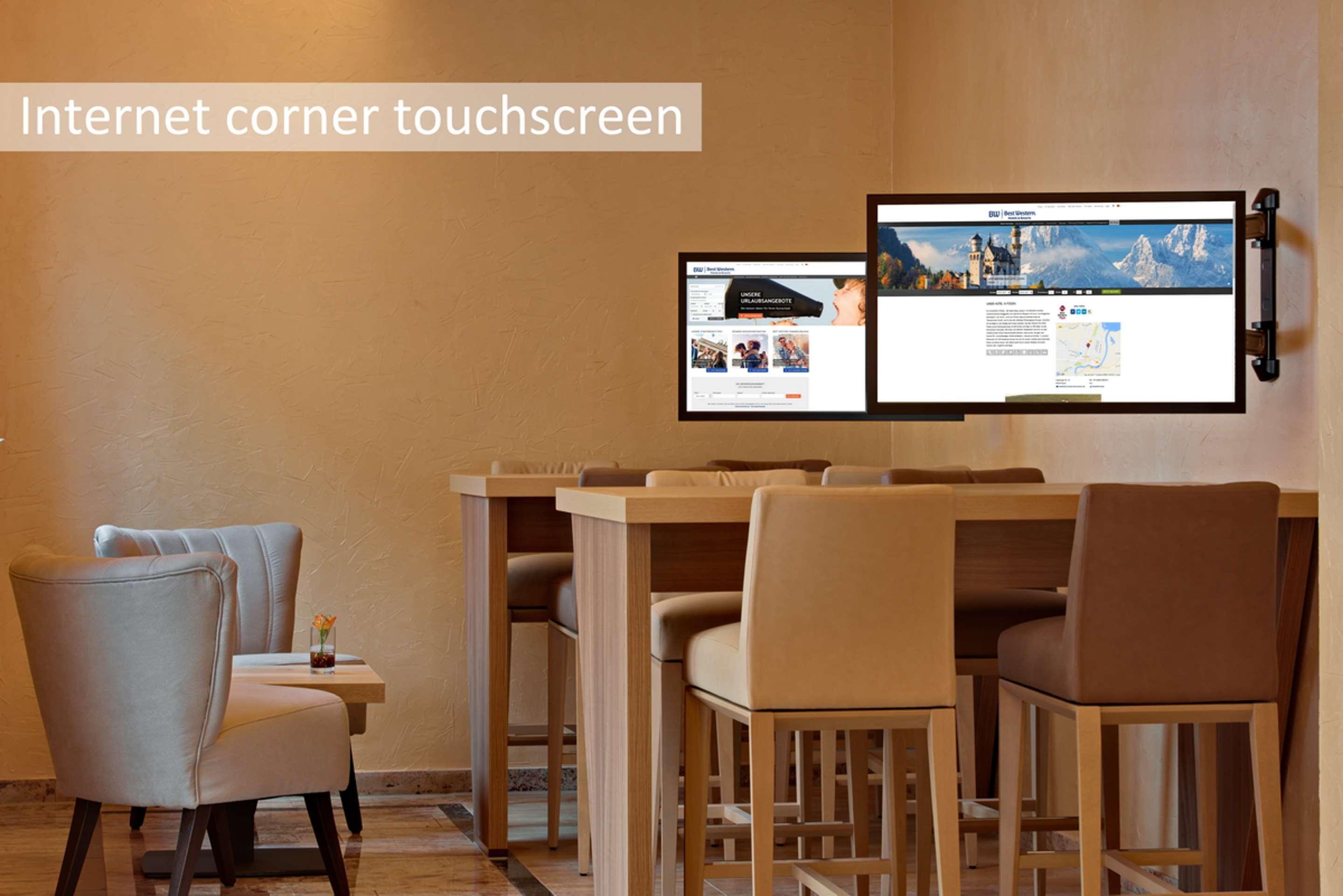 Best Western Plus, Bathurst Hotel & Suites Екстер'єр фото